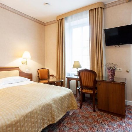 Story Inn Self Check-In Hotel Vilnius Exterior photo