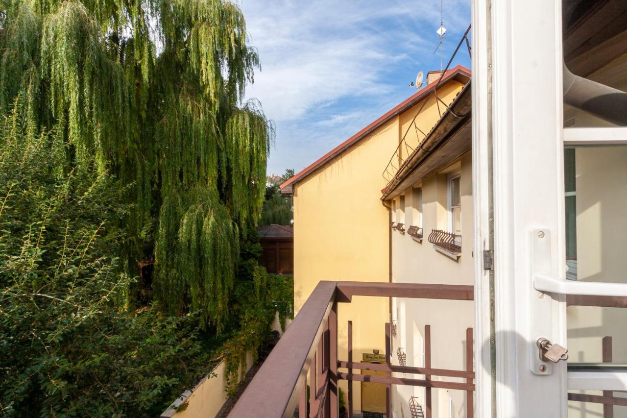 Story Inn Self Check-In Hotel Vilnius Exterior photo